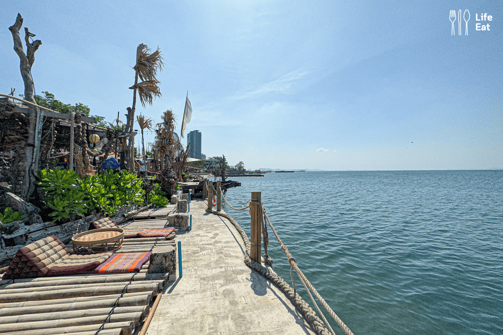 ของกิน บางแสน-คาเฟ่ชลบุรี-คาเฟ่บางแสน 2022-คาเฟ่บางแสน 2023-คาเฟ่บางแสนญี่ปุ่น-คาเฟ่บางแสน ริมทะเล-คาเฟ่บางแสนเปิดใหม่-คาเฟ่บางแสน มินิมอล-คาเฟ่ ชลบุรี ศรีราชา-ของกิน บางแสน กลางคืน