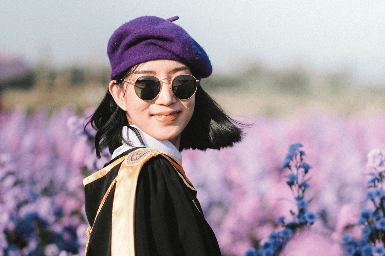 ช่างภาพรับปริญญา-ถ่ายรูป-ช่างภาพงานแต่ง-ถ่ายรูปรับปริญญา-ถ่ายรูปครอบครัว-ถ่ายรูปรับปริญญากับครอบครัว-ถ่ายรูปรับปริญญากับแฟน-ถ่ายรูปรับปริญญาแนวสตรีท-ถ่ายรูปรับปริญญาแนวสตรีท-ถ่ายรูปรับปริญญา ผู้ชาย-ถ่ายรูปรับปริญญานอกรอบ-ช่างภาพ-photographer-ช่างภาพงานแต่ง-street photographer-ช่างภาพอิสระ-รับถ่ายรูป